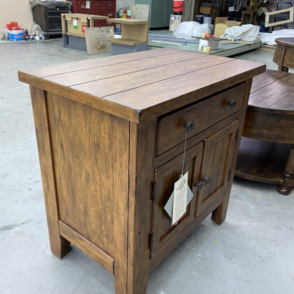 Broyhill Nightstands Attic Heirlooms EU FURNITURE VIET NAM CO.,LTD