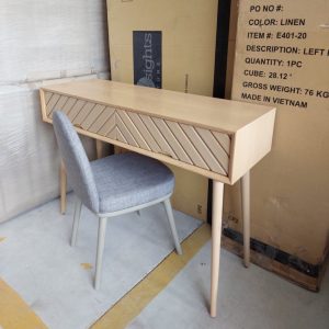 Bàn Console trang trí HomeGoods Kết hợp bàn làm việc & bàn học sinh.